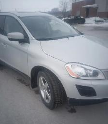 2010 Volvo XC60 Safetied - Photo 2