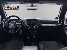 2013 Jeep Wrangler Sahara - Photo 10