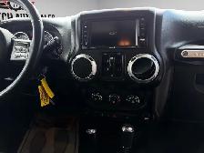 2013 Jeep Wrangler Sahara - Photo 17