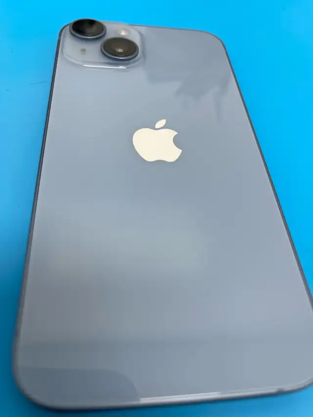 iPhone 14.  128 GB