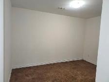 Elegant One bedroom basement apartment – Milton - Photo 7