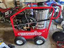 Easy Kleen Magnum 4000 Series Gold Hot Water Pressure Washer - Photo 5