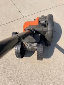 Lawn Edger - Photo 2