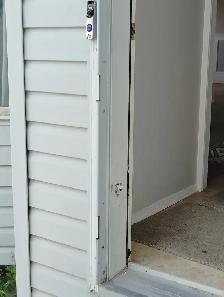STORM door Installs installation, fix closing. Repair a Cracked - Photo 6