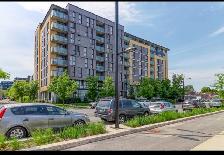 Condo a louer 4 1/5 Le triangle Montreal with garage