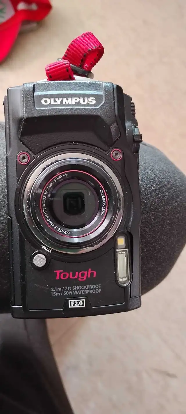 Olympus Tough TG-5 4K Waterproof 50m