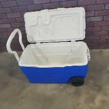 LARGE COOLER WITH WHEELS - Photo 2