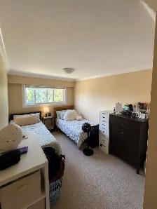 private bedroom to rent - Photo 3