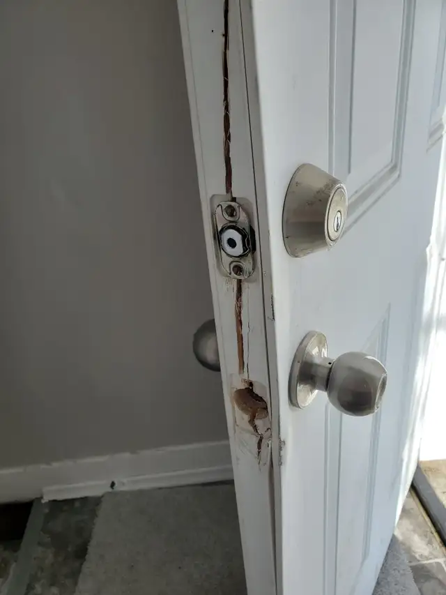 selling-door closing problem, air leak,cracks or gaps we can fi