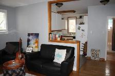 Fabulous 2 bedroom Home in Buena Vista - Photo 2