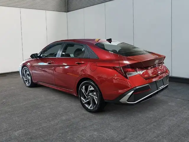 Hyundai Elantra 2025 prefered ensemble tech