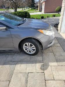 2012 Hyundai Sonata GL – 155,000 km (One Senior Owner) - Photo 2