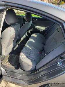 2012 Hyundai Sonata GL – 155,000 km (One Senior Owner) - Photo 5