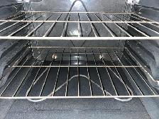 self Clean  Flat Top Stove. Clean & Works Perfectly Fine… - Photo 6