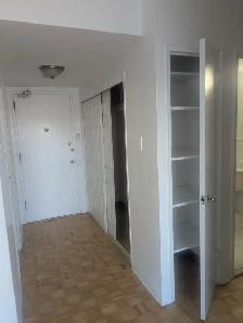 LARGE STUDIO FOR RENT, GREAT LOCATION - Photo 4