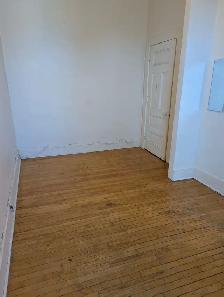 Ottawa Central - 1Bd 1 Ba - August 1 - Photo 4