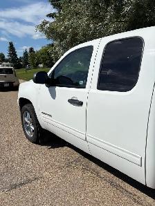 Multiple vehicles for sale in wetaskawin - Photo 3