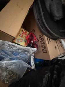 mega moving sale all for 1$ each - Photo 3