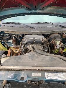 1997 Dodge 1500  4x4 Parts Truck - Photo 3