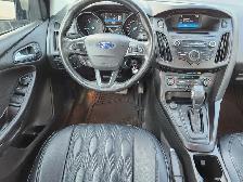2017 Ford Focus SE - Photo 4