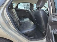 2017 Ford Focus SE - Photo 16