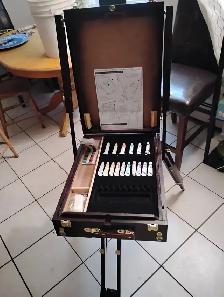 Italian art easel