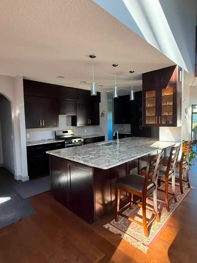 High Quality Custom Kitchens and Woodwork