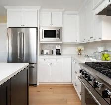 High Quality Custom Kitchens and Woodwork - Photo 6
