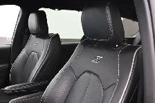 2025 Chrysler Pacifica Limited Leather, Sunroof, Captains Chairs - Photo 4