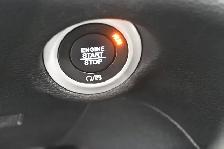 2025 Chrysler Pacifica Limited Leather, Sunroof, Captains Chairs - Photo 12