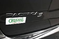 2025 Chrysler Pacifica Limited Leather, Sunroof, Captains Chairs - Photo 20