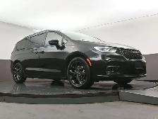 2025 Chrysler Pacifica Limited Leather, Sunroof, Captains Chairs - Photo 38