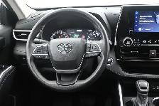 2023 Toyota Highlander LE AWD, HEATED SEATS, BACKUP CAMERA & MOR - Photo 26
