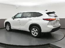 2023 Toyota Highlander LE AWD, HEATED SEATS, BACKUP CAMERA & MOR - Photo 34