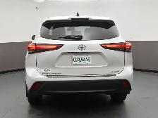 2023 Toyota Highlander LE AWD, HEATED SEATS, BACKUP CAMERA & MOR - Photo 35