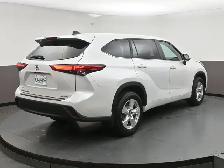 2023 Toyota Highlander LE AWD, HEATED SEATS, BACKUP CAMERA & MOR - Photo 36