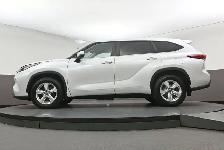2023 Toyota Highlander LE AWD, HEATED SEATS, BACKUP CAMERA & MOR - Photo 43