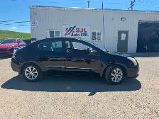 2011 Nissan Sentra SR - Photo 2
