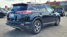 2017 Toyota RAV4 XLE - Photo 6