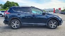 2017 Toyota RAV4 XLE - Photo 7