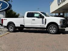 2026 Ford F-250 XLT | FX4 OFF ROAD PACKAGE - Photo 2