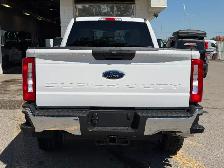 2026 Ford F-250 XLT | FX4 OFF ROAD PACKAGE - Photo 11