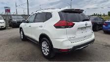 2017 Nissan Rogue SV, AWD, ONLY 30,000KMS, LOW KMS, NO ACCIDENT, - Photo 3