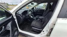 2017 Nissan Rogue SV, AWD, ONLY 30,000KMS, LOW KMS, NO ACCIDENT, - Photo 9