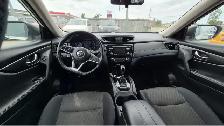 2017 Nissan Rogue SV, AWD, ONLY 30,000KMS, LOW KMS, NO ACCIDENT, - Photo 11