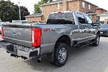 2025 Ford SUPER DUTY F-350 SRW XLT - Photo 2