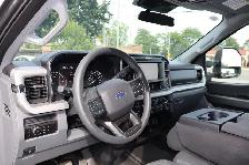 2025 Ford SUPER DUTY F-350 SRW XLT - Photo 12
