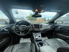 2015 Chrysler 200 S - Photo 13