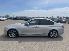 2014 BMW 320i xDrive All-wheel Drive/NAVIGATION/LEATHER/SUNROOF - Photo 4