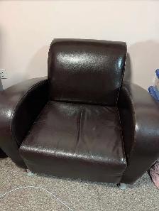 Leather couch and chairs - Photo 2